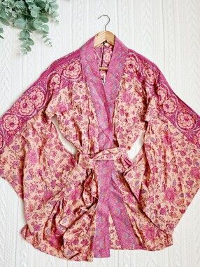 Spell & The Gypsy Folk Town Short Robe Blossom Boho Floral Pink Barbie S/M NEW